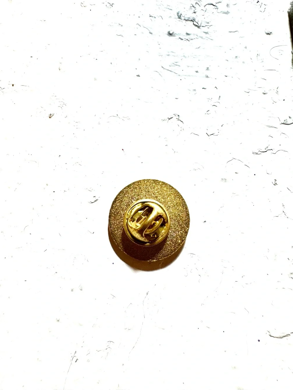 Vintage Portrait Gold-Tone Round Pin with Red Accents